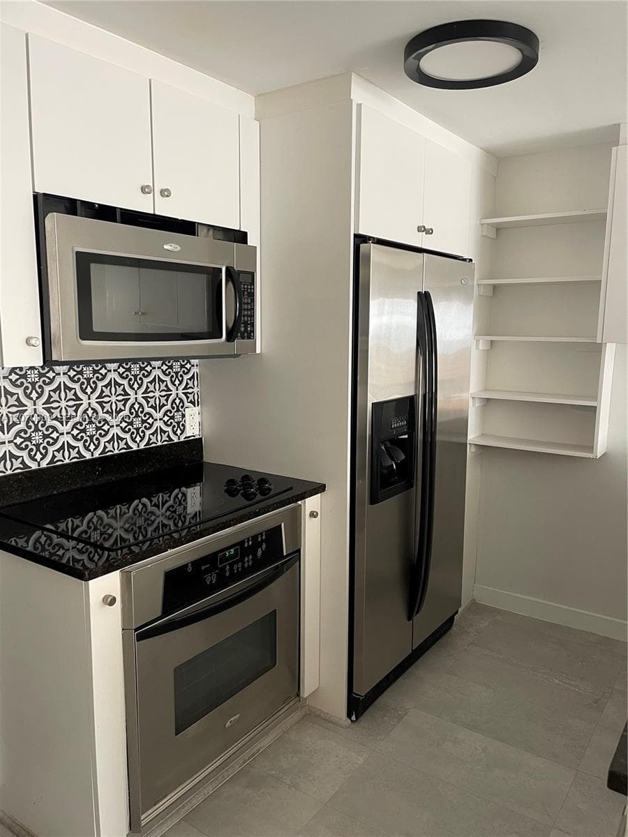 1712 SW 2nd Ave # PH7/807, Miami FL 33129 photo 3