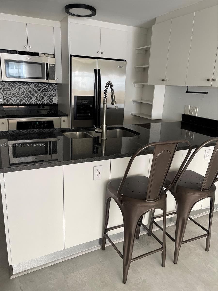 1712 SW 2nd Ave # PH7/807, Miami FL 33129 photo 4