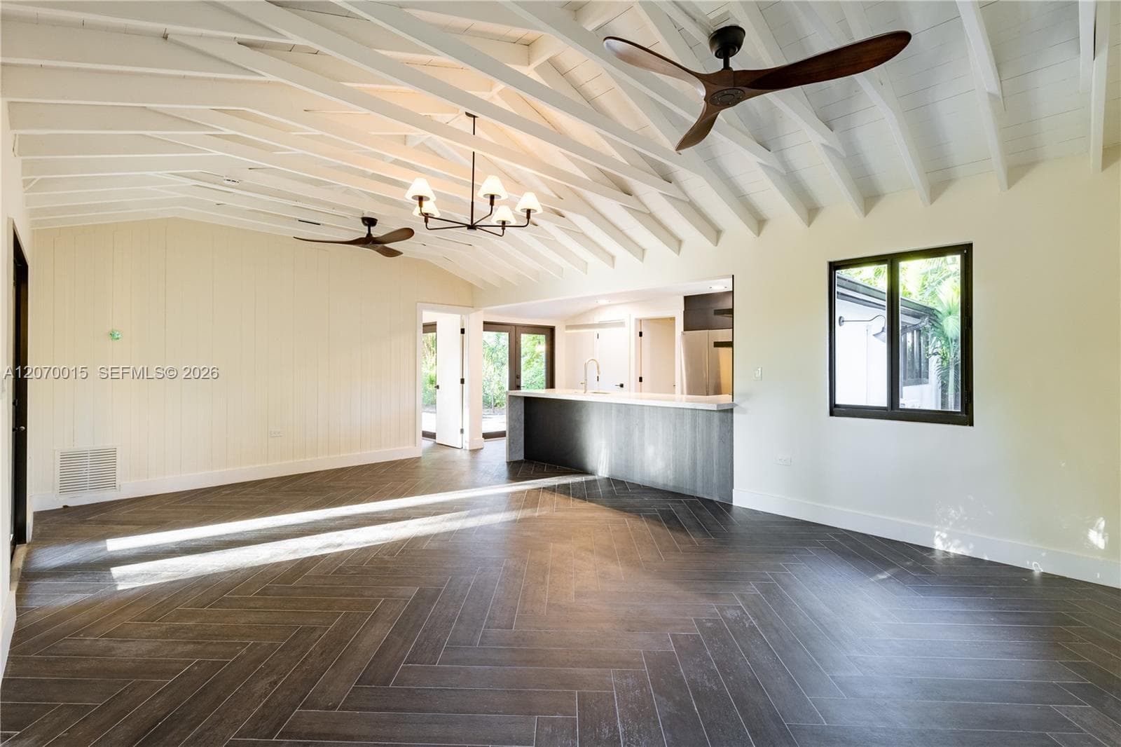 10901 NE 3rd Ave, Miami FL 33161 photo 5