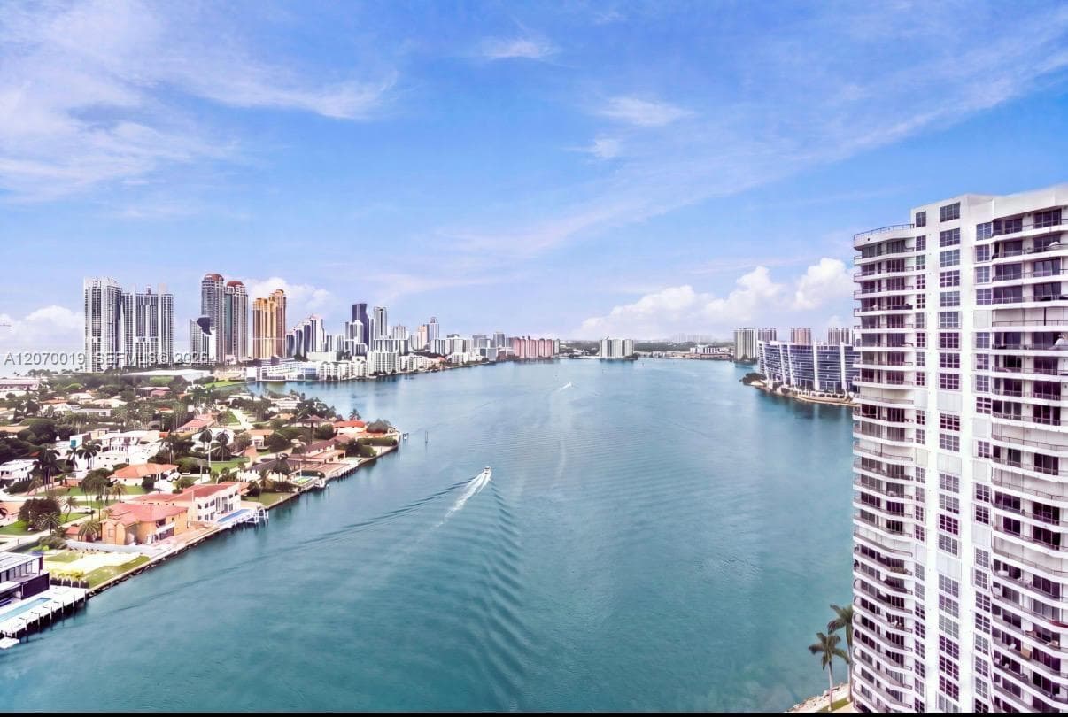 19195 NE 36th Ct # 2601, Aventura FL 33180