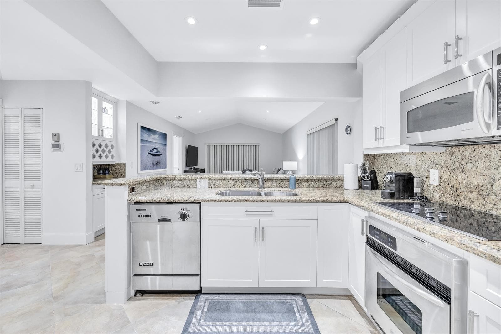 351 Club Circle # 210, Boca Raton FL 33487 photo 5