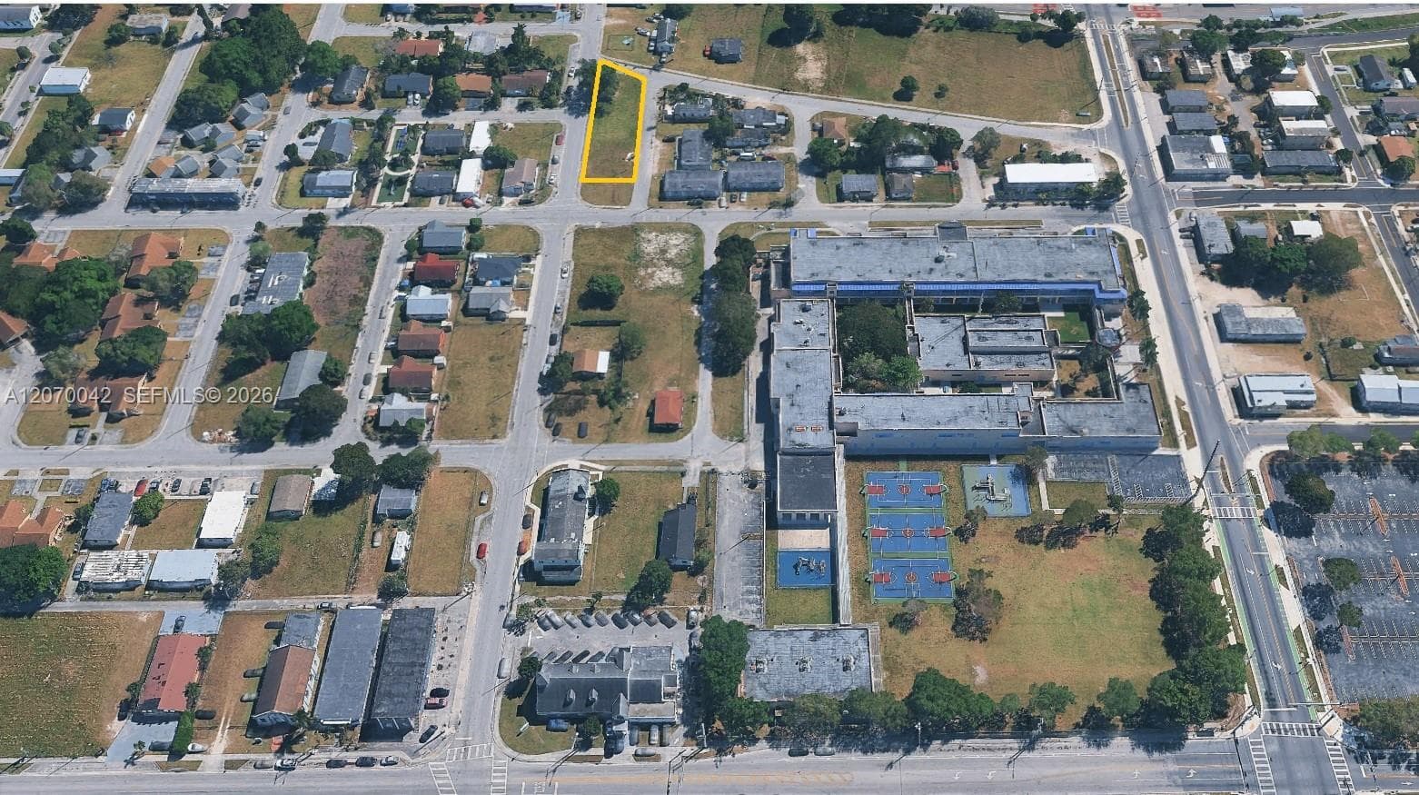 321 SW 6 street, Homestead FL 33030 photo 3