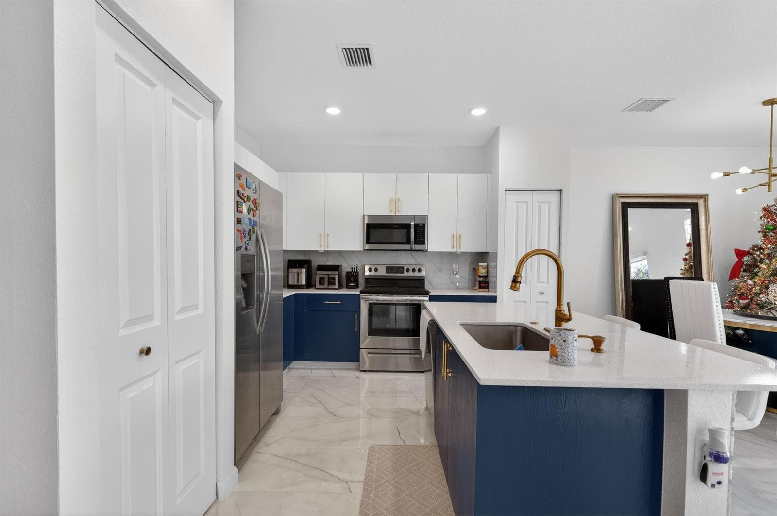 4668 NW 120th Way, Coral Springs FL 33076 photo 4