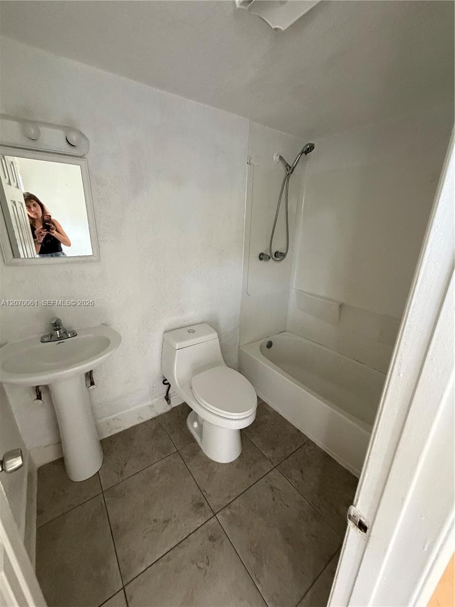 410 N 58th Ave # S, Hollywood FL 33021 photo 3