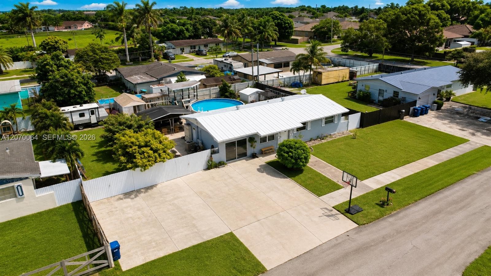 19221 SW 319th St, Homestead FL 33030