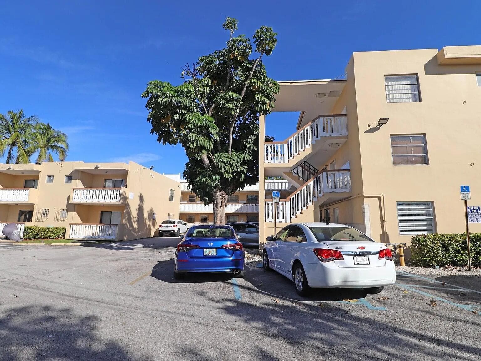 2031 NE 139th Street # 6, North Miami Beach FL 33181