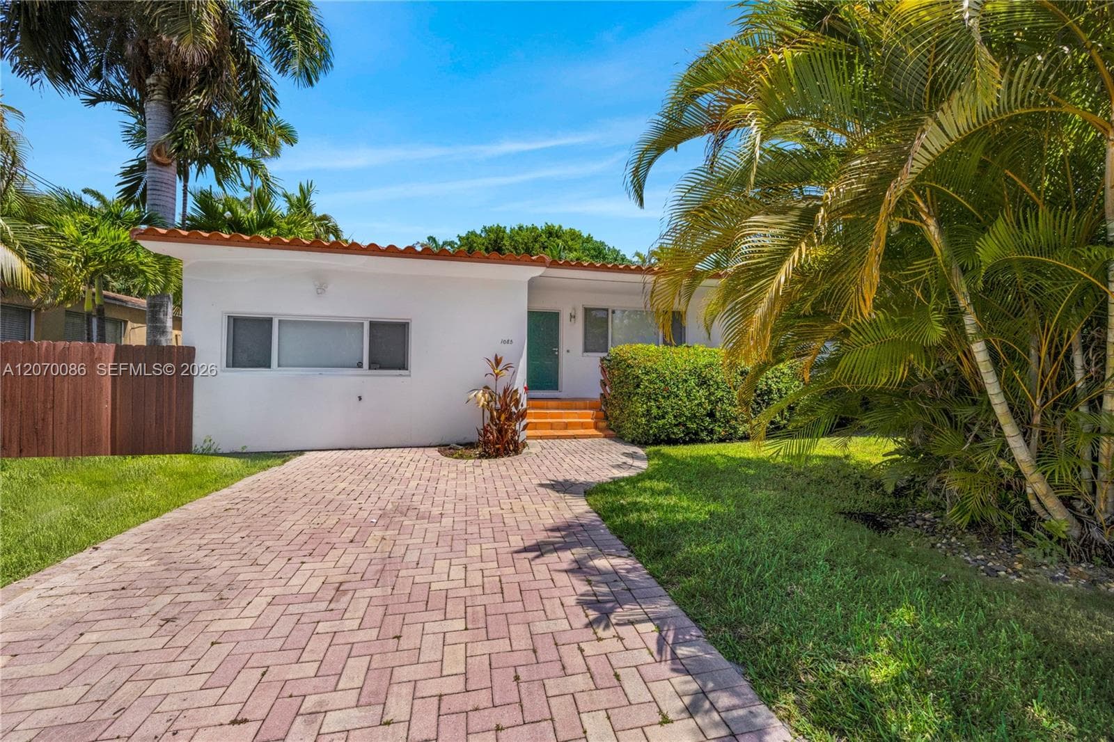 1085 NE 84th St, Miami FL 33138 photo 3