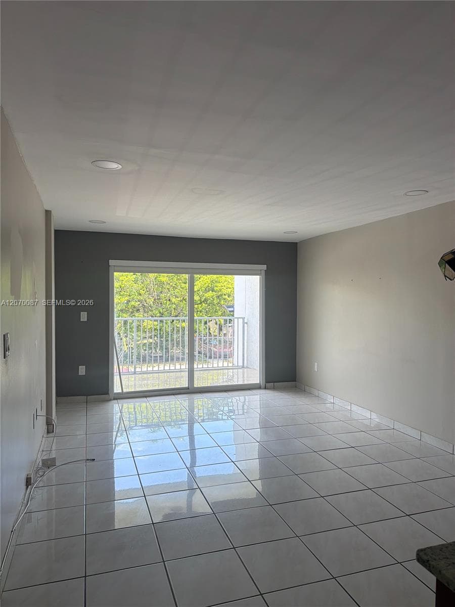 2530 SW 3rd Ave # 103, Miami FL 33129 photo 3