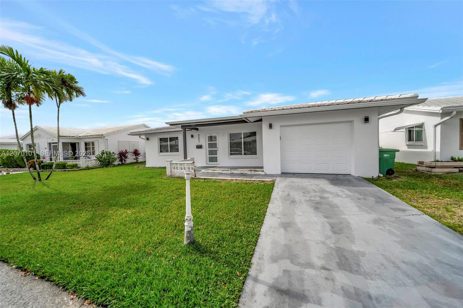 8502 NW 59th St, Tamarac FL 33321 photo 2