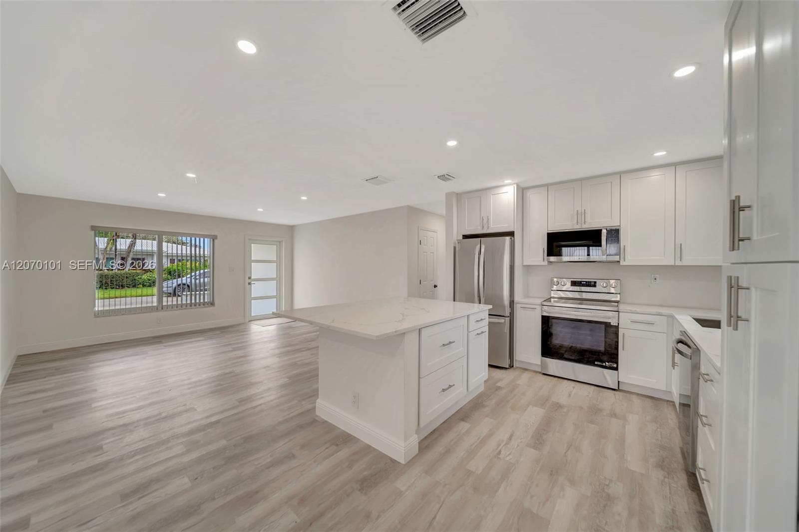 8502 NW 59th St, Tamarac FL 33321 photo 5