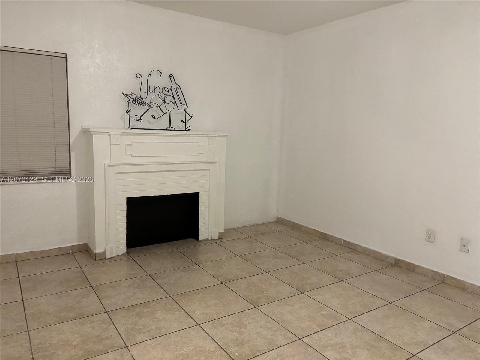 2059 SW 7th St # 0, Miami FL 33135 photo 2