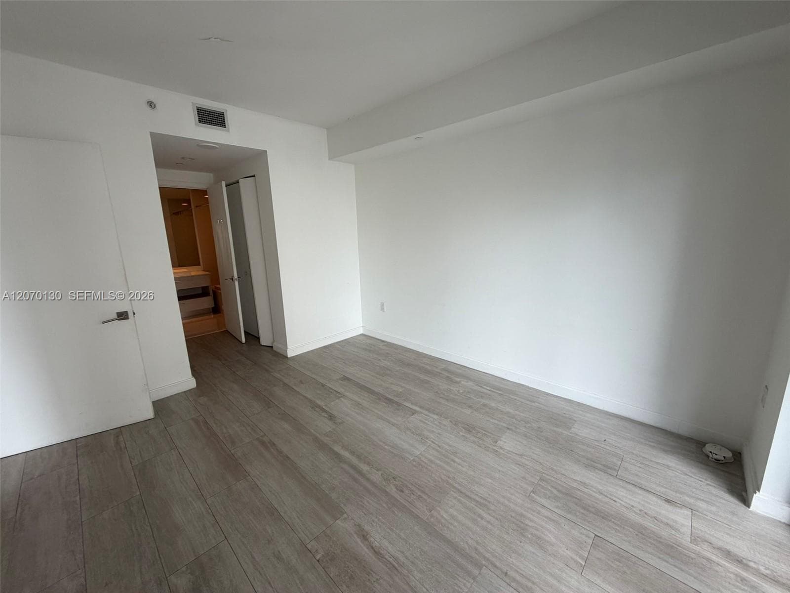55 SW 9th St # 2410, Miami FL 33130 photo 5
