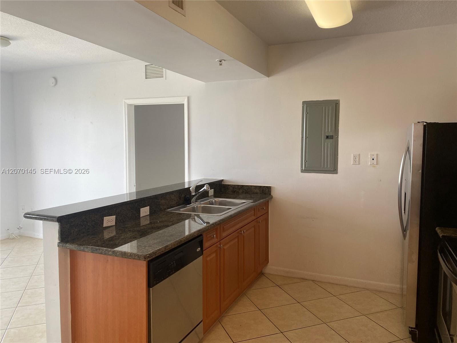 1 Glen Royal Pkwy # 1113, Miami, FL 33125 photo 4