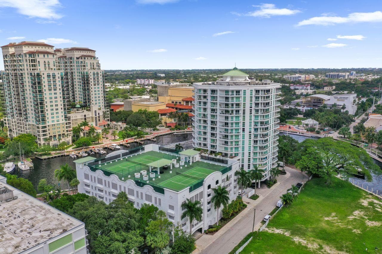 401 SW 4TH Avenue # 203, Fort Lauderdale FL 33315 photo 2