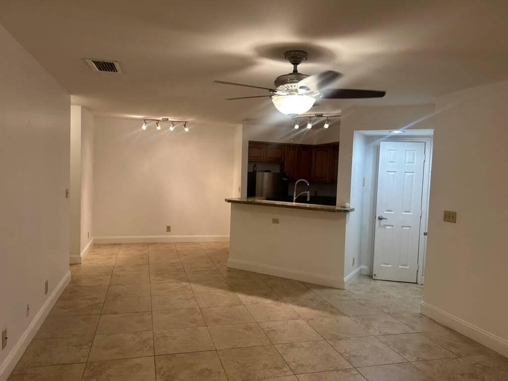 3370 N PINEWALK Drive N # 1217, Margate FL 33063