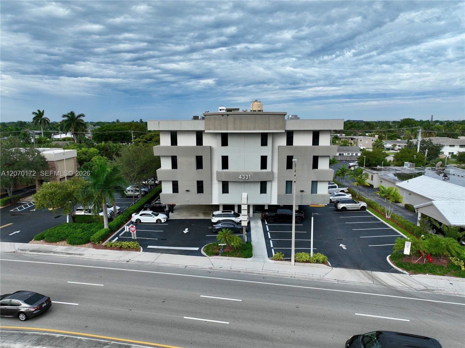 4331 N Federal Hwy, Oakland Park FL 33308 photo 4