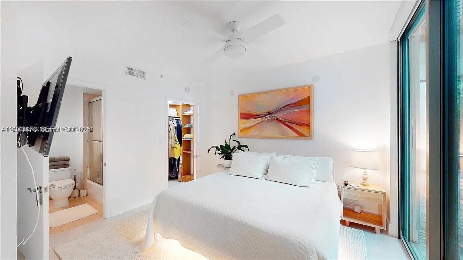6000 Collins Ave # 124, Miami Beach FL 33140 photo 5