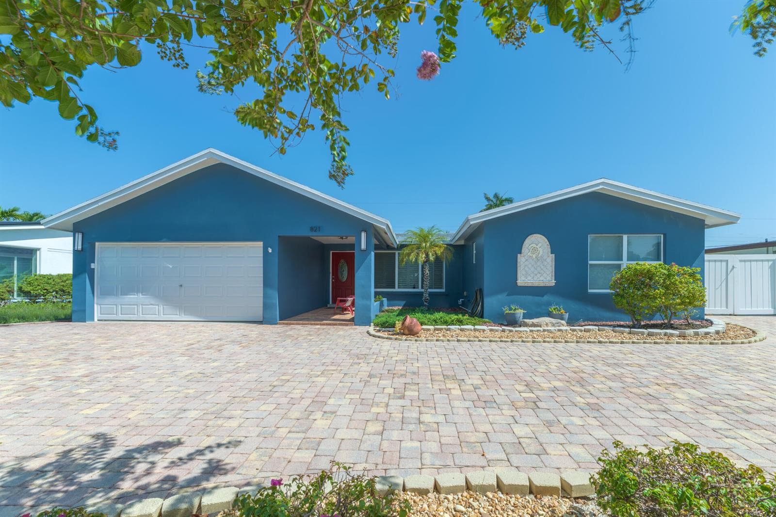 821 SE 16th Street, Deerfield Beach FL 33441 photo 2