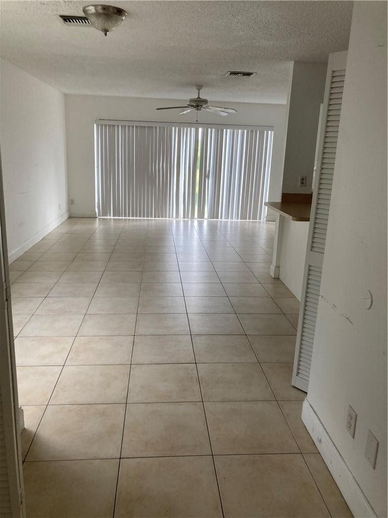 8985 NW 38TH Drive, Coral Springs FL 33065 photo 3