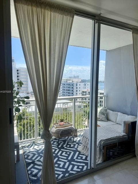1688 West Ave # 906, Miami Beach FL 33139 photo 4