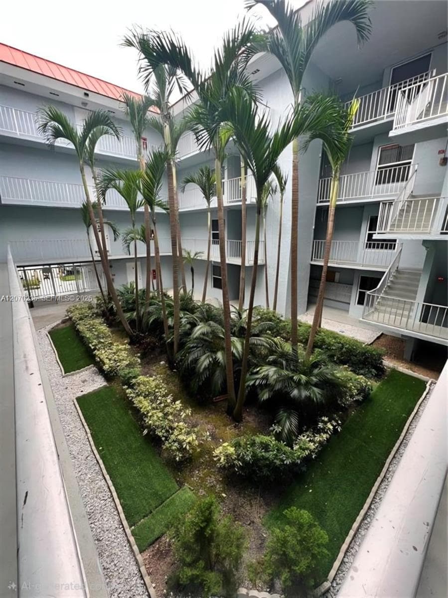 505 S Pine Island Rd # B207, Plantation FL 33324