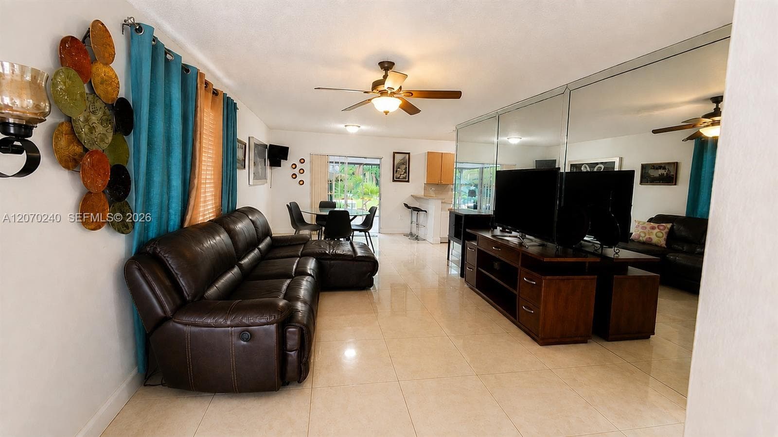 3074 NW 64th St, Miami FL 33147 photo 2