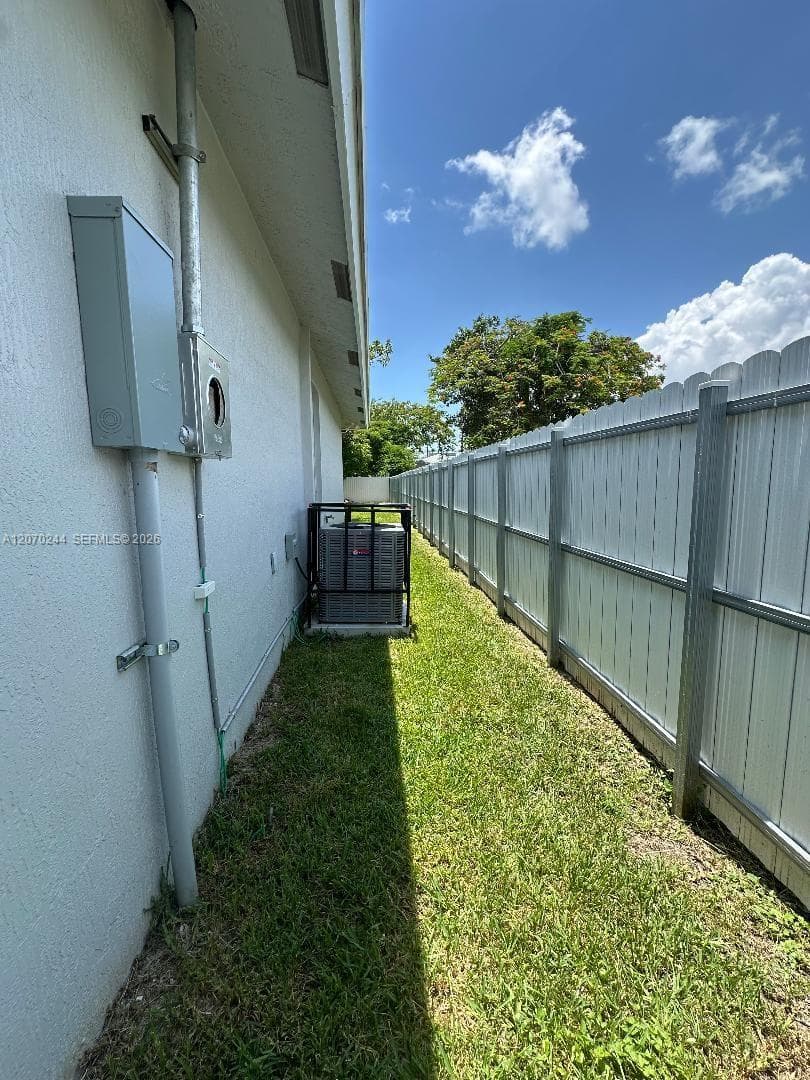 12230 SW 219th St # 0, Miami, FL 33170 photo 3