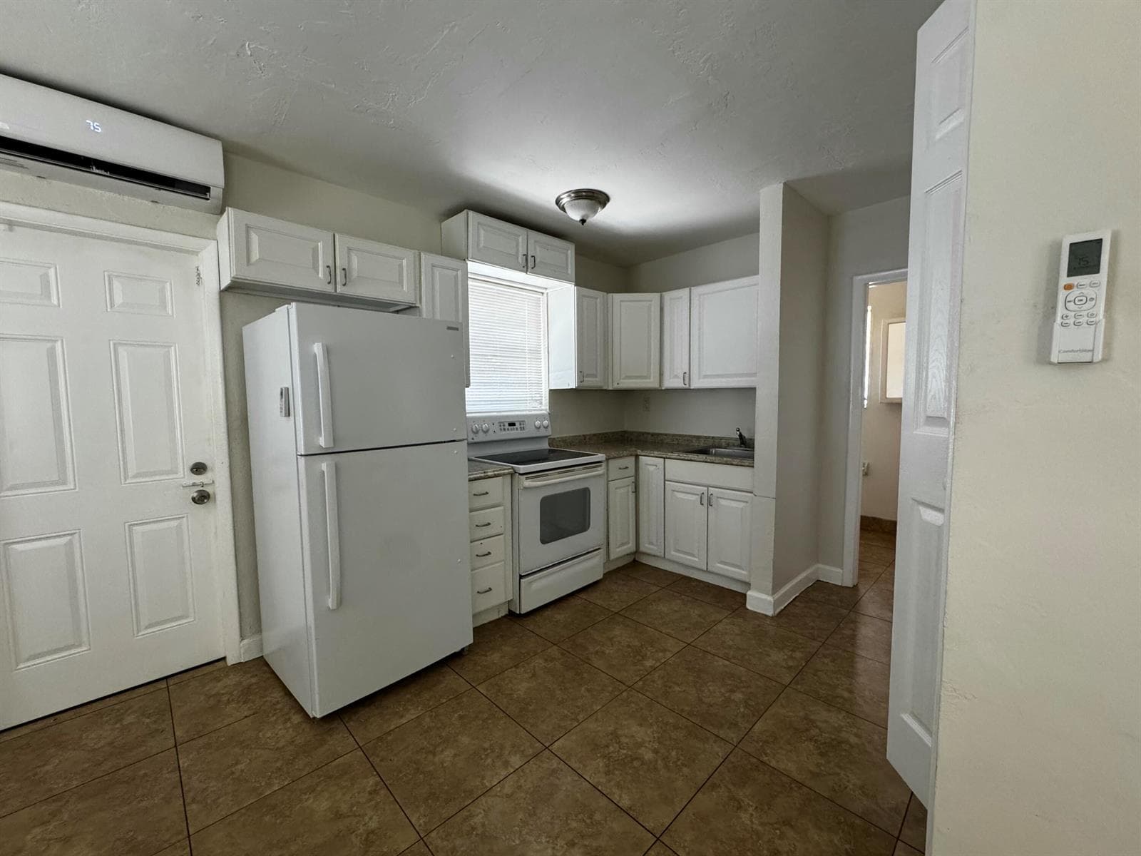 1681 NE 51ST Court, Pompano Beach FL 33064 photo 4