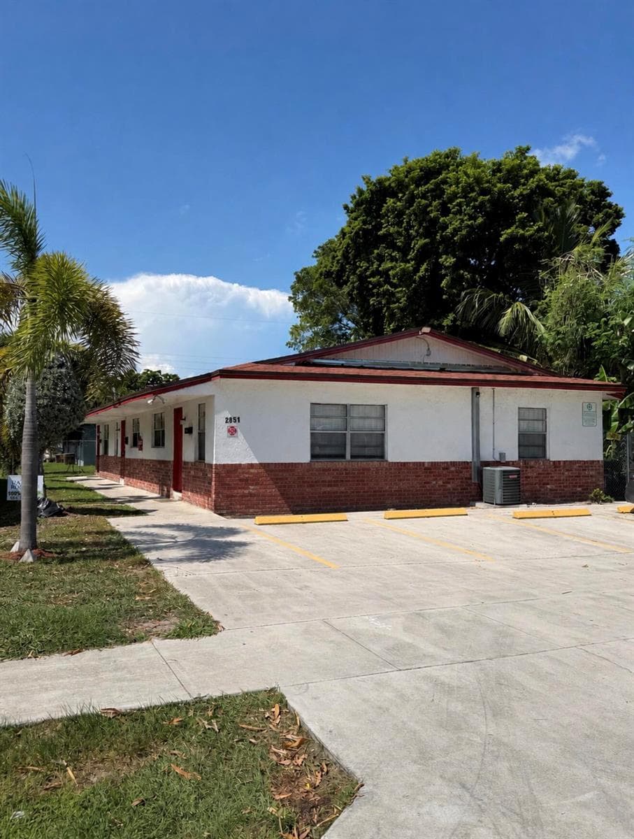 2851 NW 11TH Place # 1-3, Fort Lauderdale, FL 33311