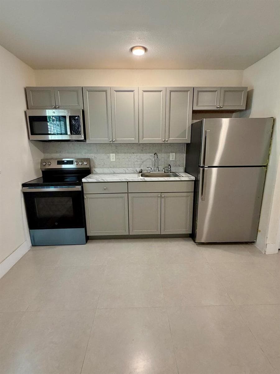 2851 NW 11TH Place # 1-3, Fort Lauderdale, FL 33311 photo 4