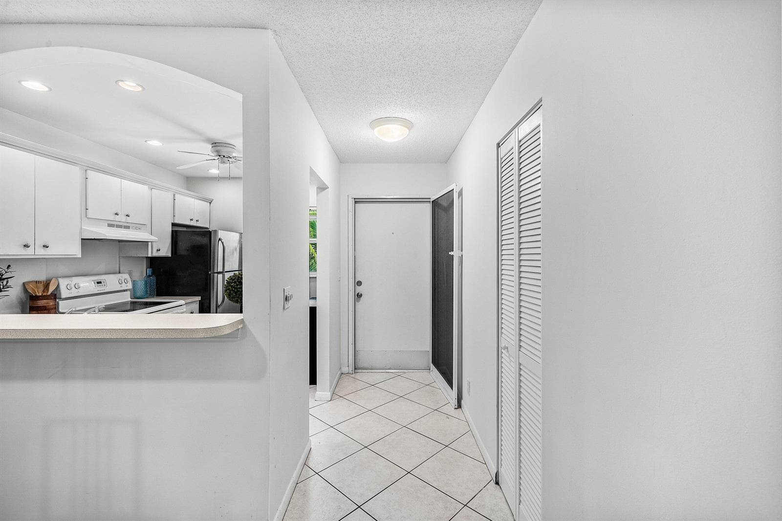 207 Tropic Isle Drive # 208, Delray Beach FL 33483 photo 4