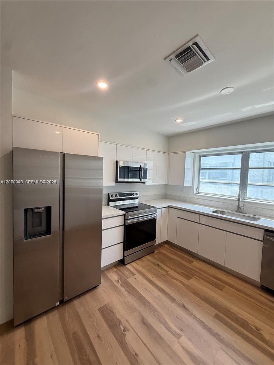 1532 Trillo Ave, Coral Gables FL 33146 photo 4
