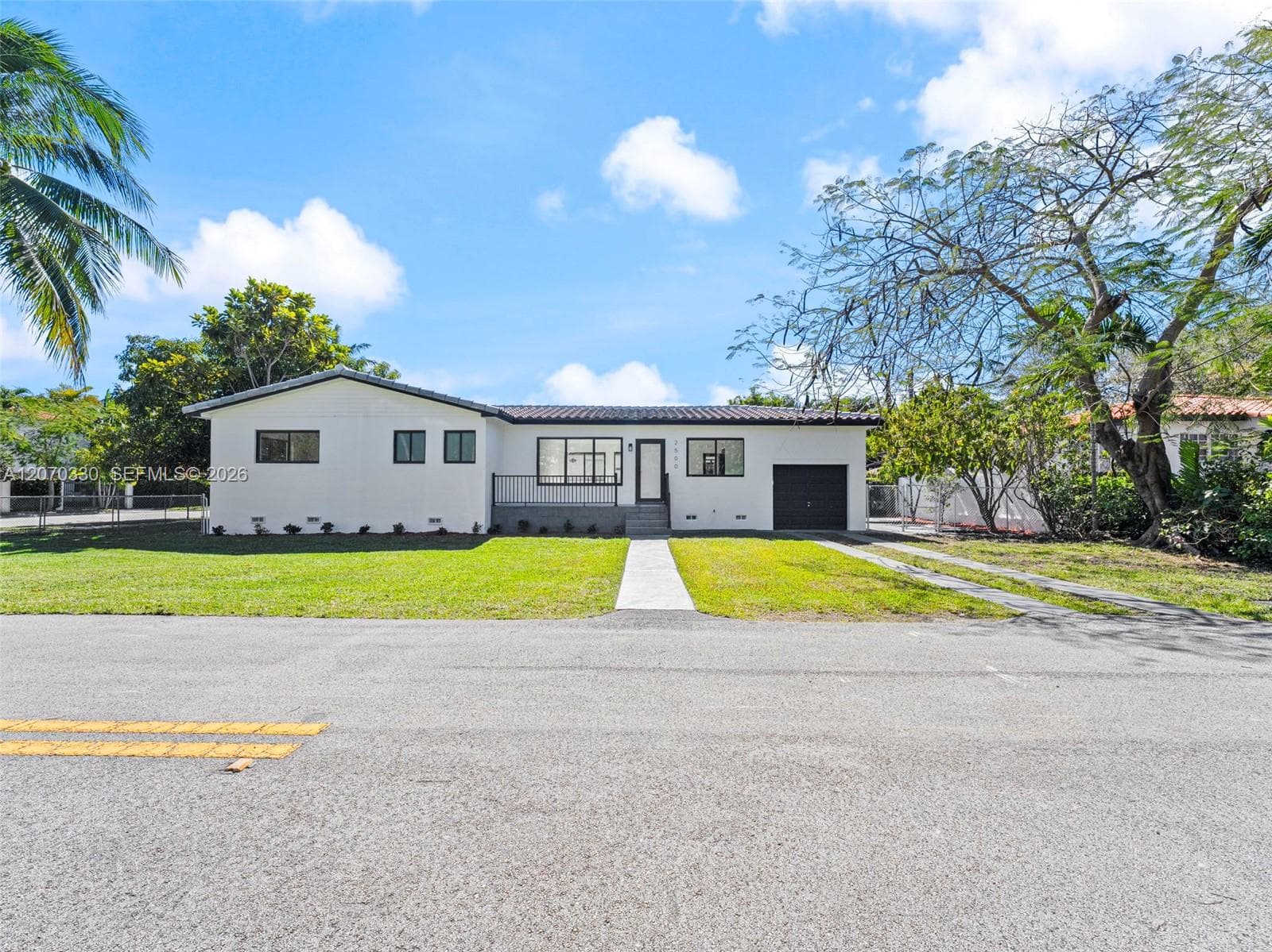2500 SW 23rd Ter, Miami FL 33145 photo 2