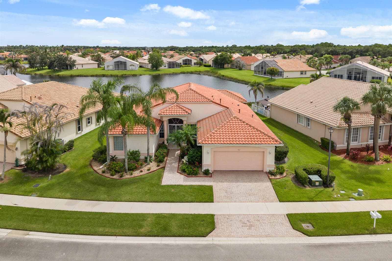 412 NW Aqua Vista Lane, Port St. Lucie FL 34986 photo 4