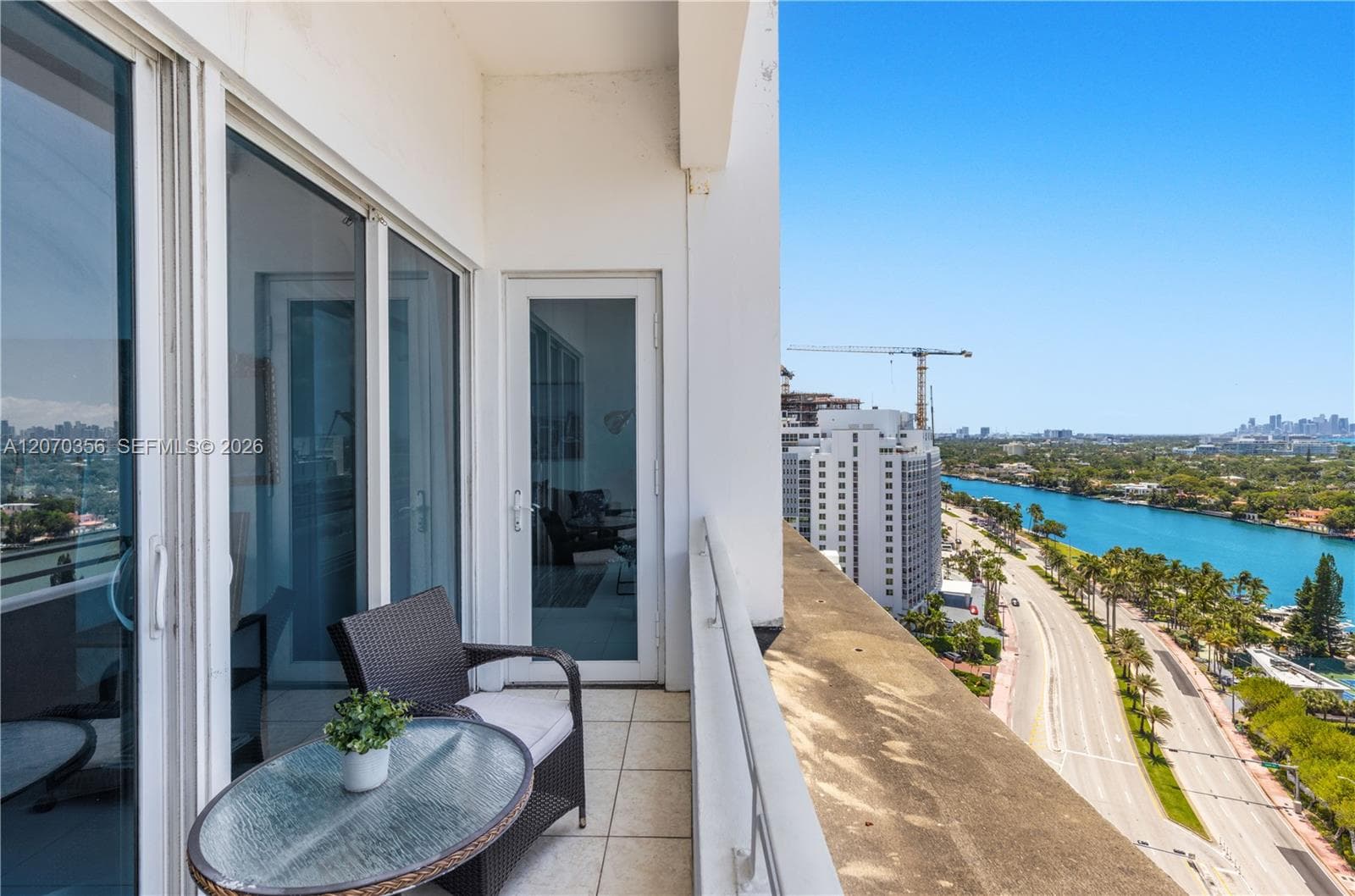 5445 Collins Ave, Miami Beach FL 33140 photo 4