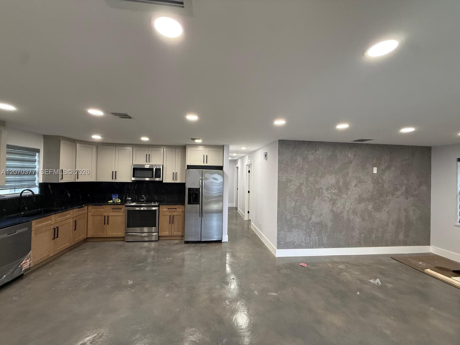 17 SW 6th Ave # 17, Dania Beach FL 33004 photo 2