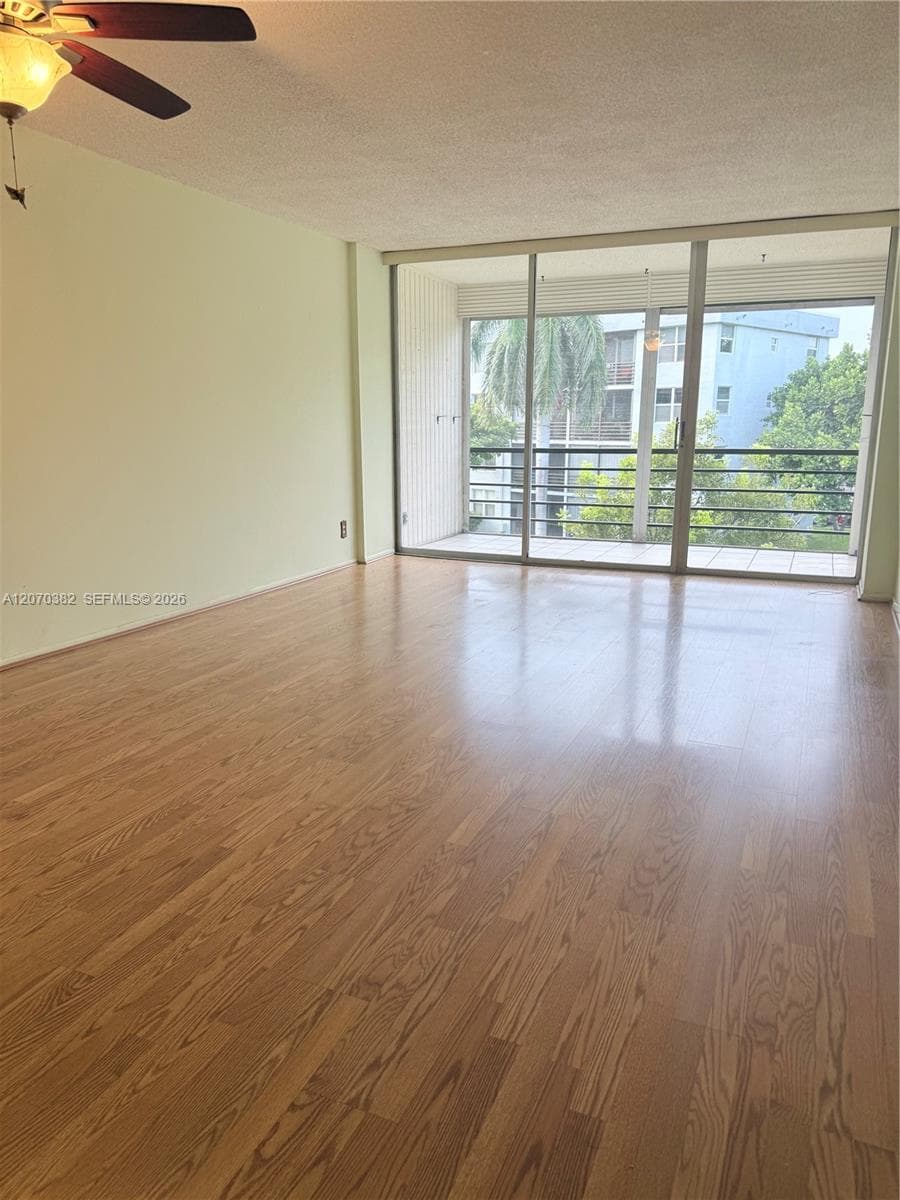 114 Royal Park Dr # 3H, Oakland Park FL 33309 photo 4