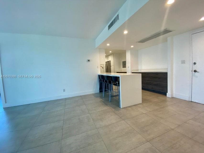 5401 Collins Ave # 620, Miami Beach FL 33140 photo 3