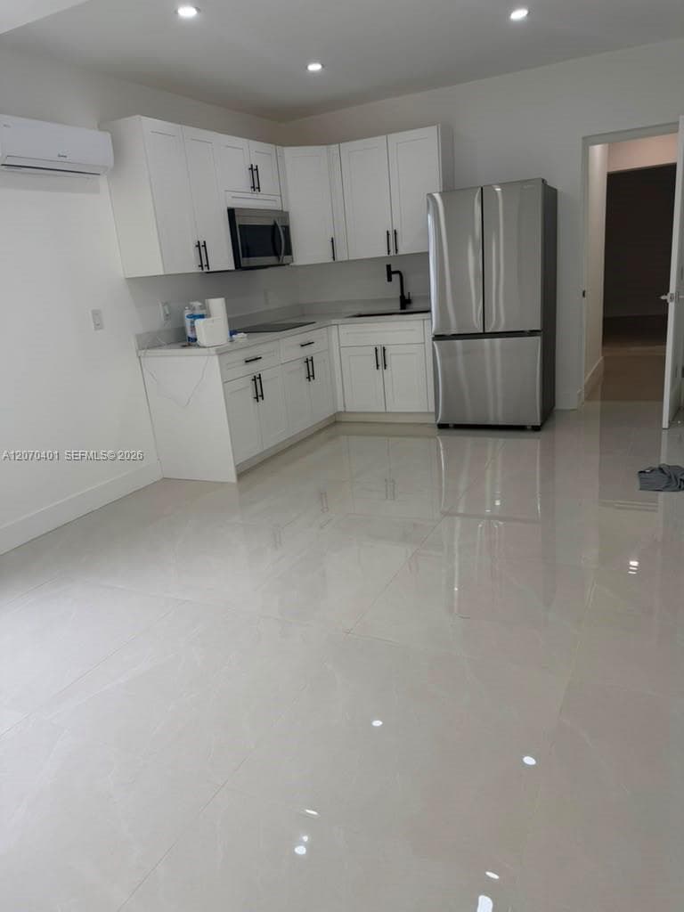 861 E 33rd St # 1, Hialeah FL 33013 photo 3