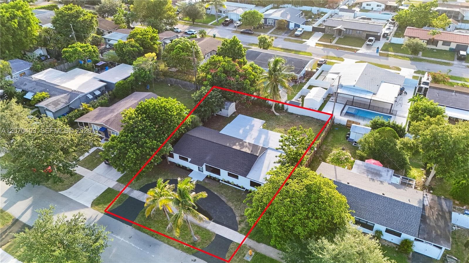 9281 Martinique Dr, Cutler Bay FL 33189 photo 5