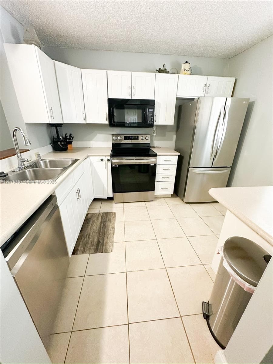2860 Somerset Dr # 400K, Lauderdale Lakes FL 33311 photo 4