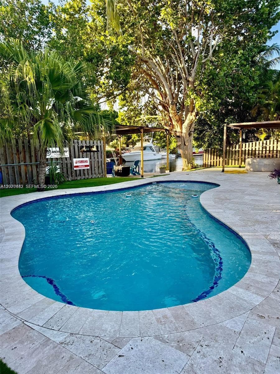 4721 SW 34th Dr, Dania Beach FL 33312 photo 2