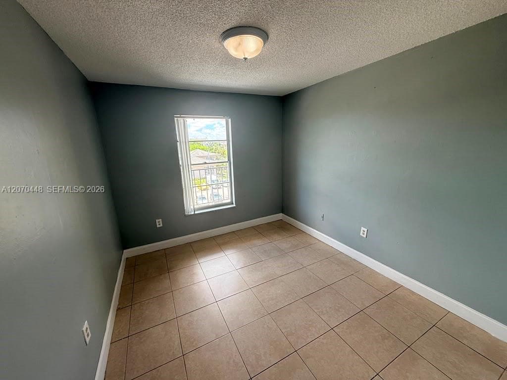 5775 W 20th Ave # 402, Hialeah FL 33012 photo 4