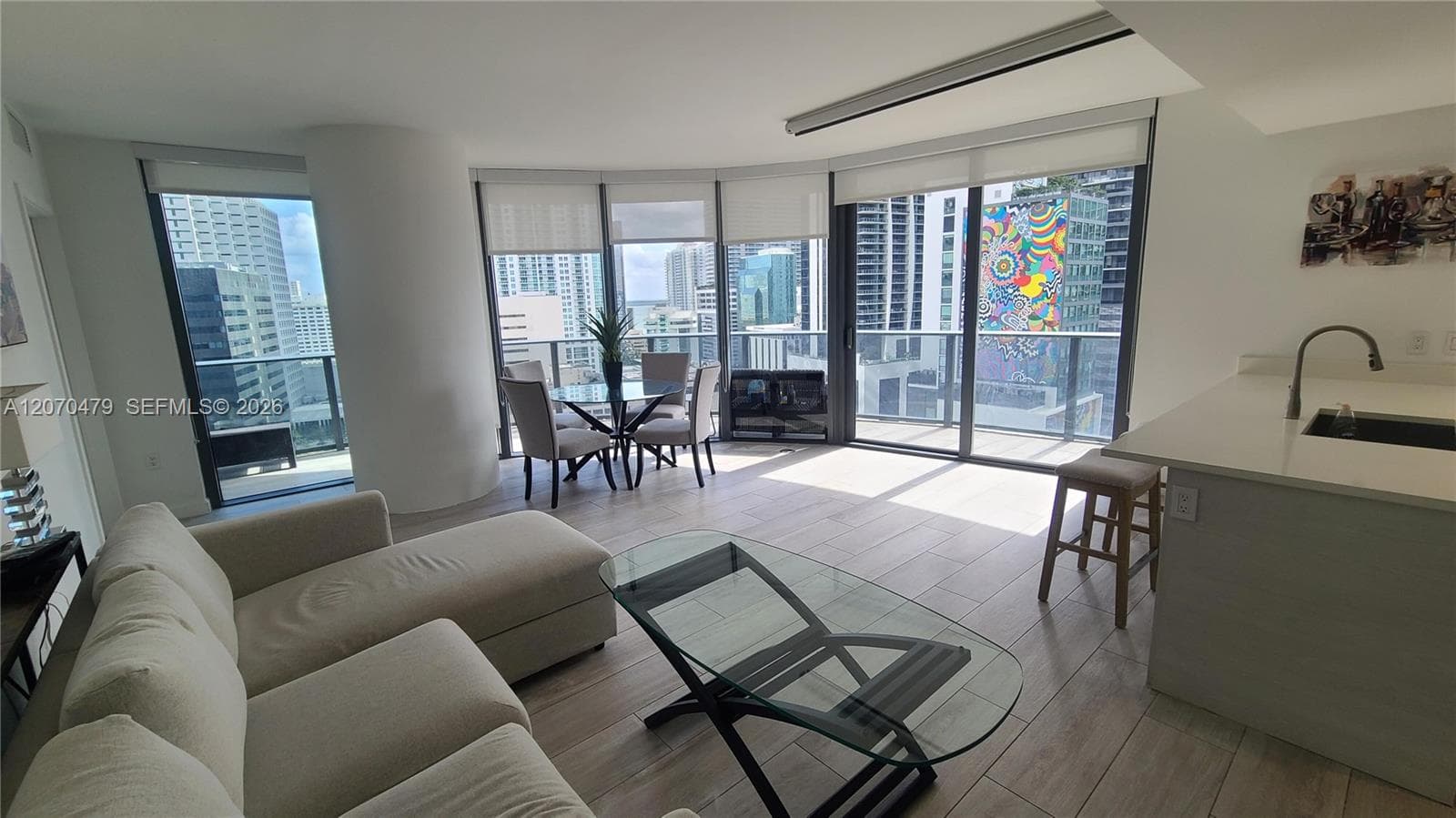 45 SW 9th St # 1503, Miami FL 33130
