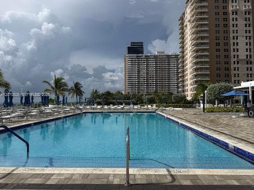 1904 S Ocean Dr # 1107, Hallandale Beach FL 33009