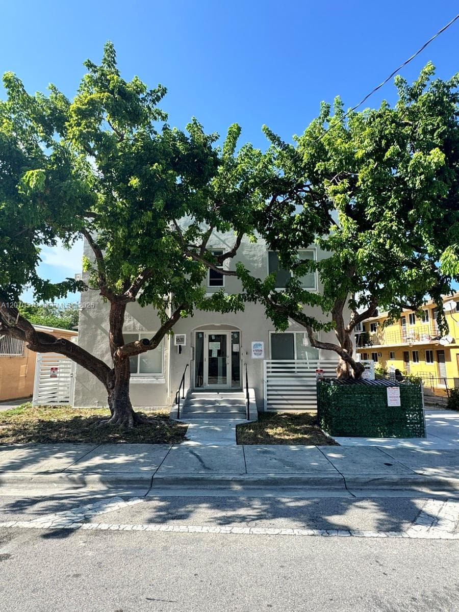 1631 NW 3 St # 5, Miami, FL 33125