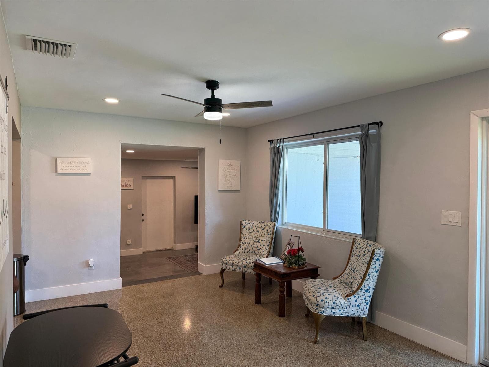 637 SW 2ND Street, Hallandale Beach FL 33009 photo 5