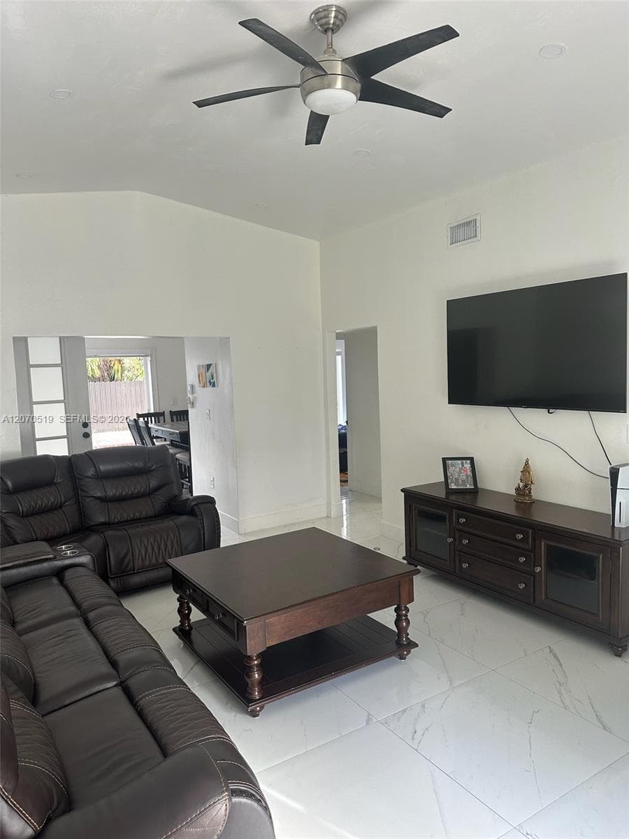 11818 SW 273rd Ln, Homestead FL 33032 photo 2