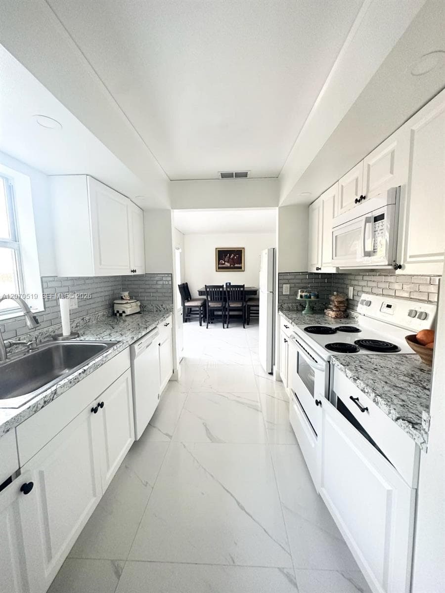 11818 SW 273rd Ln, Homestead FL 33032 photo 5
