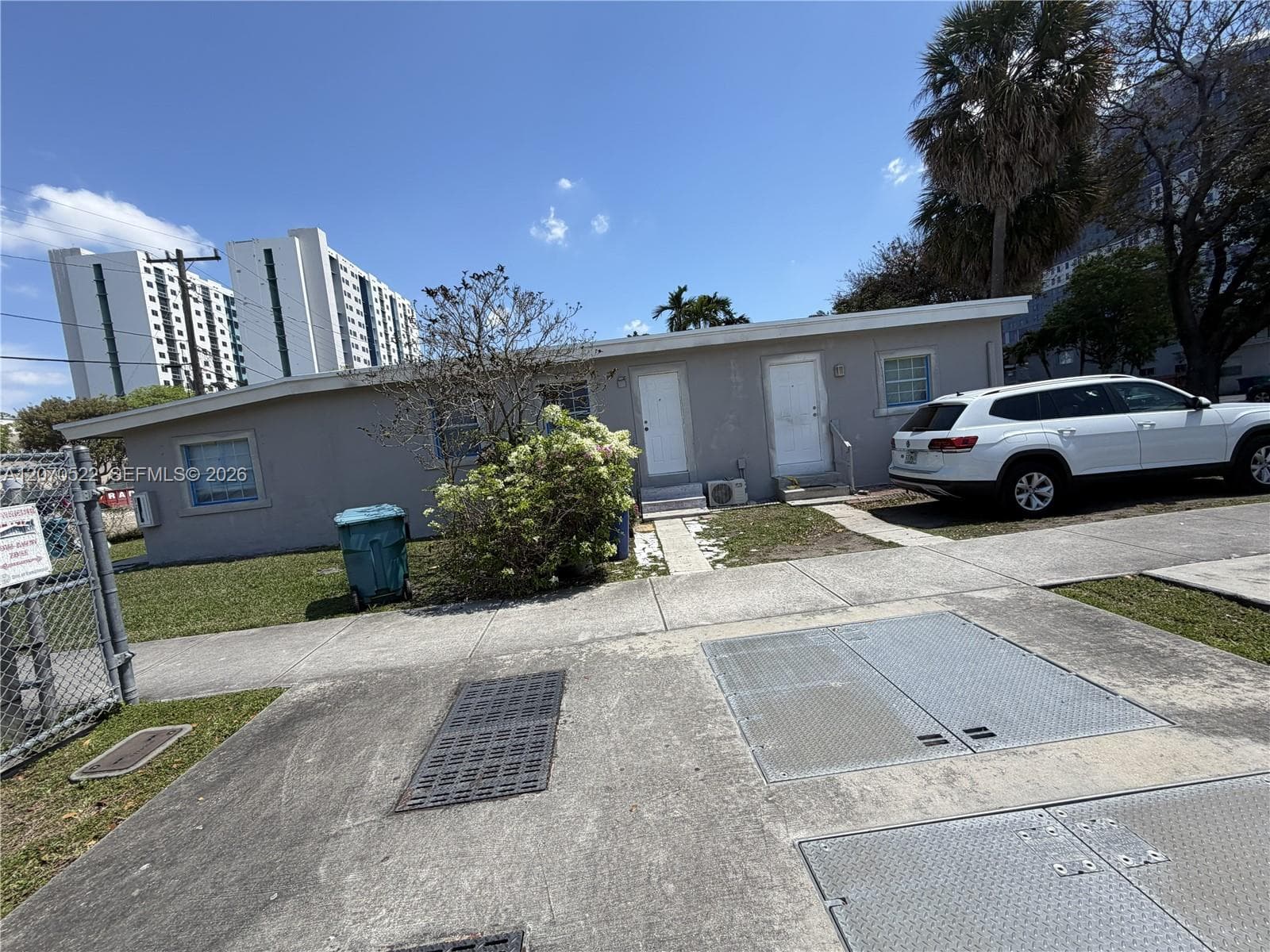 10793 SW 6th St, Sweetwater FL 33174